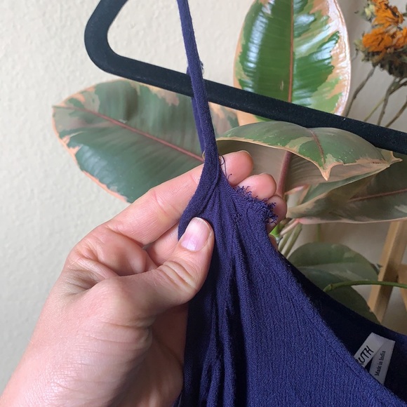 Button-front Long Sleeve Cold Shoulder Bell Sleeve Dress - Picture 3 of 4